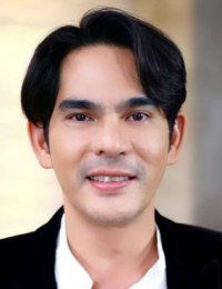 Фото актера Биг Сарут Вичитрананда