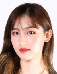 Фото актера Эмма Панисара Янг