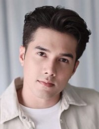 Фото актера Мик Тонграйя