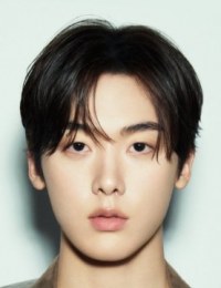 Фото актера Юн Сан Ха