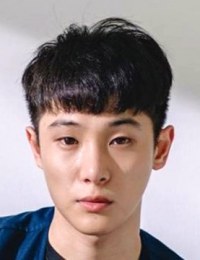 Фото актера Джуниор Корнавич Сунгкитбул