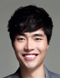 Фото актера Юн Джи Ук