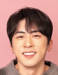 Фото актера Ким Ун Хун