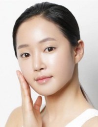 Фото актера Ли Бом