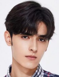 Фото актера Эрфан Азиз