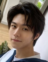 Фото актера Вэнь Лян