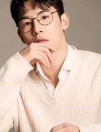 Фото актера У Тэ Ха