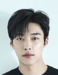 Фото актера У До Хван