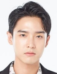 Фото актера Пластор Патсини Саранватнакул