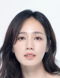 Фото актера Эстер Хуан