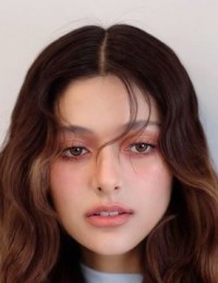 Фото актера Джастмин Марисар Хьюз