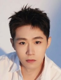 Фото актера Ли И Му