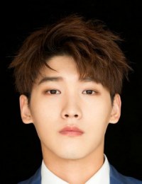 Фото актера Синь Чжао Линь