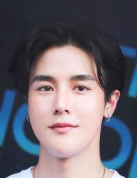 Фото актера Арм Уират Ют Чансук