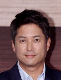 Фото актера Ли Чжон Вон