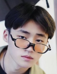 Фото актера Юэ Сюн Ю