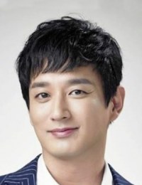 Фото актера Ли Джэ Хван