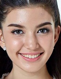 Фото актера Кэтрин Джина Мидс