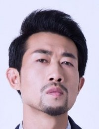 Фото актера Сюе И