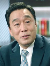 Фото актера Чхве Сын Иль