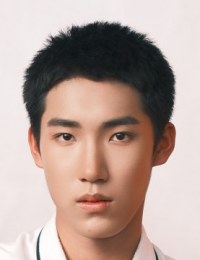 Фото актера Дун Ли У Ю