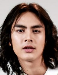 Фото актера Айс Пануат Премманинин