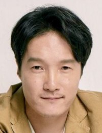 Фото актера Ли Джун Ок