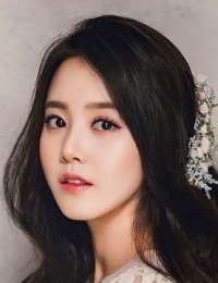 Фото актера Шин Ко Ын