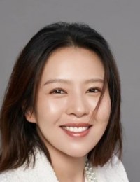 Фото актера Эсфер Лиу