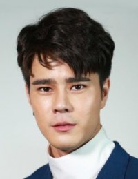 Фото актера Пэйнт Криттакан Праситпанич