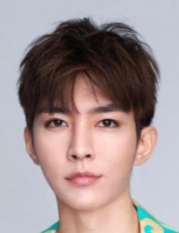 Фото актера Аарон Ян