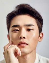Фото актера Чхве Си Хун