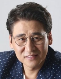 Фото актера Ли Чжун Хун