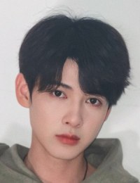 Фото актера Чжан Ён Бо