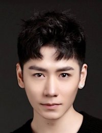 Фото актера Ян Тайлан