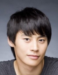 Фото актера Чон Ын У