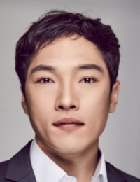 Фото актера Чхве Ён У