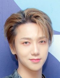 Фото актера Е Сын