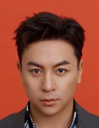 Фото актера Эштон Чен