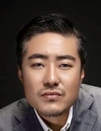 Фото актера Лю Вэй Чжоу