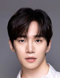 Фото актера Ли Чжун Хо