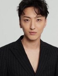 Фото актера Хэ Ао