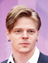 Фото актера Дэнни Рэй