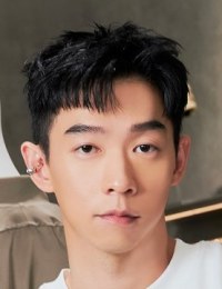 Фото актера Томми Ван