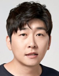 Фото актера Ён Джэ Ук