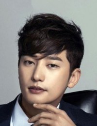 Фото актера Пак Си Ху