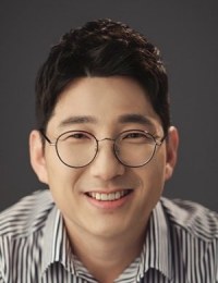 Фото актера Чон Ун Тэк