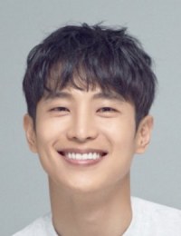 Фото актера Чхве Ун