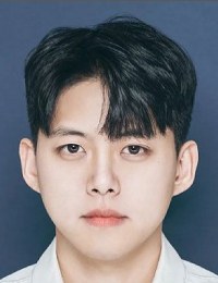Фото актера Шин Донг Хо
