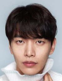 Фото актера Ли Мин Ги
